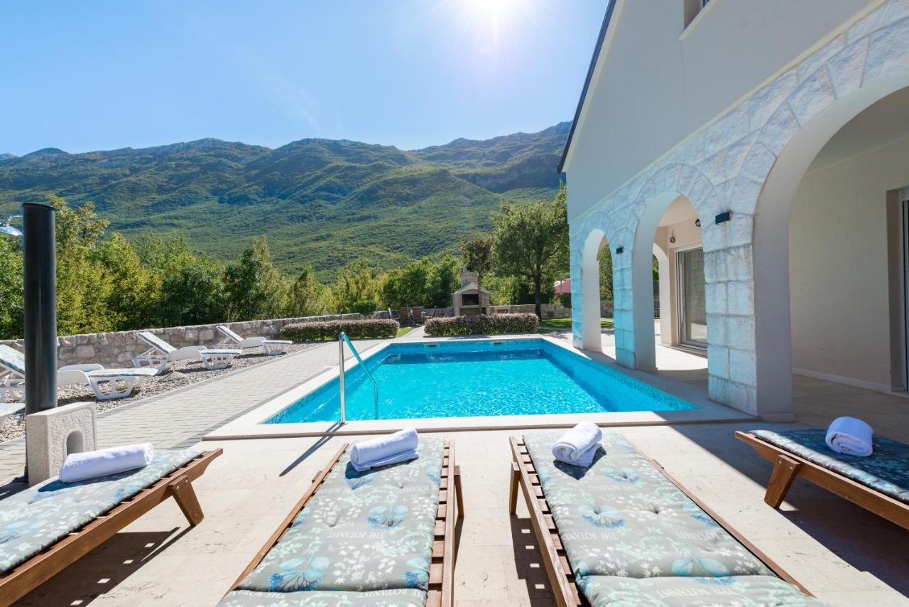 Villa Salvia Zagvozd ภายนอก รูปภาพ