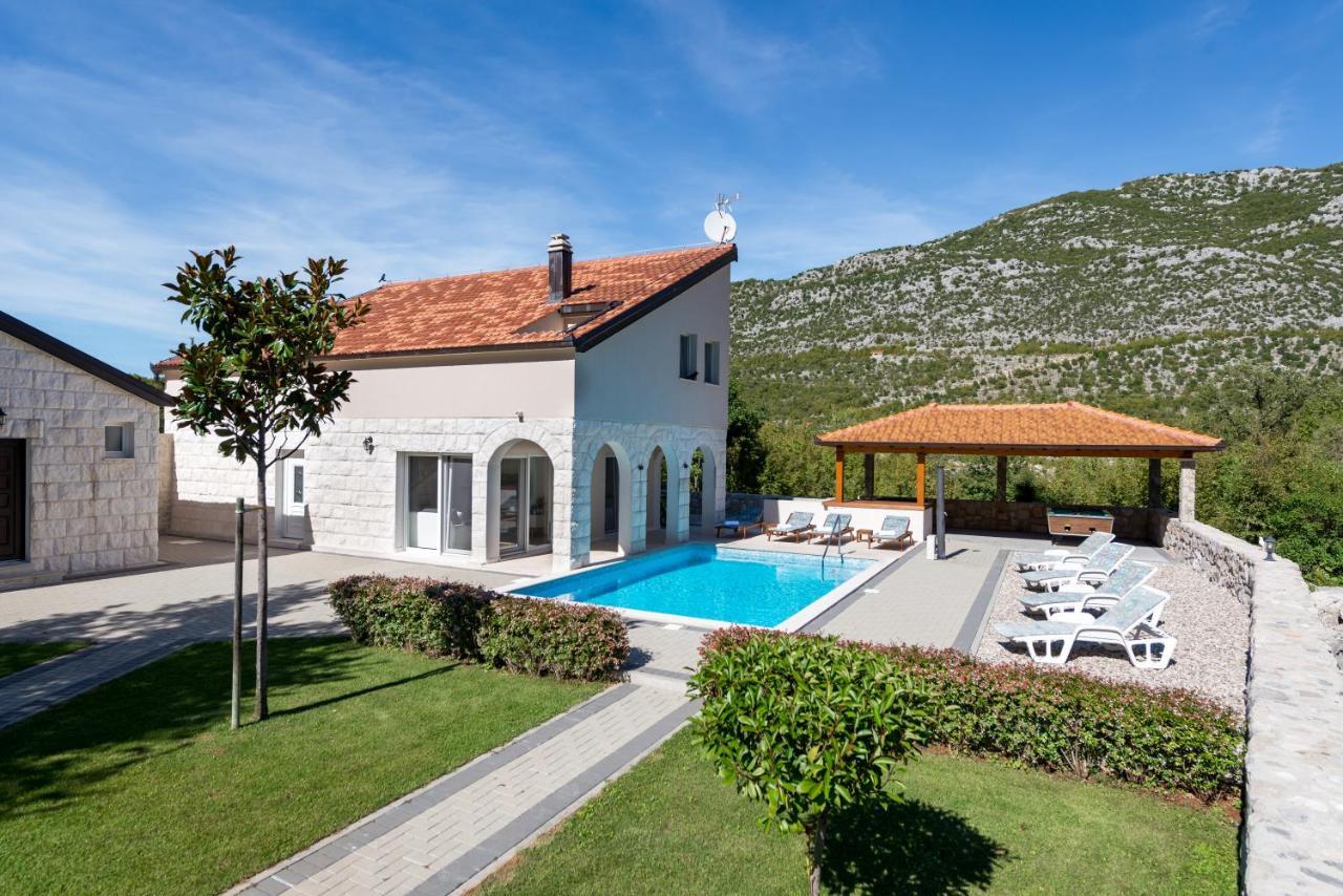 Villa Salvia Zagvozd ภายนอก รูปภาพ